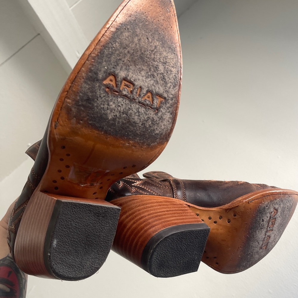 Ariat Brown Western Dixon Bootie - Picture 5 of 8